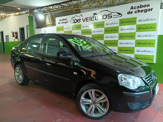 VOLKSWAGEN POLO 1.6 MI COMFORTLINE 8V FLEX 4P MANUAL VOLKSWAGEN POLO 1.6 MI COMFORTLINE 8V FLEX 4P MANUAL